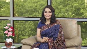 উপস্থাপনায় ফিরলেন মুনমুন