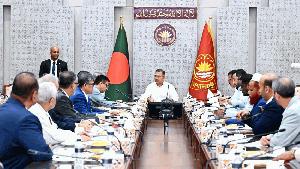 চা শিল্পের উন্নয়নে সহযোগিতার আশ্বাস দিলেন প্রধানমন্ত্রী