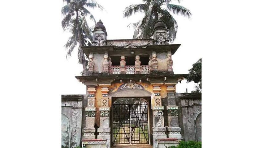জমিদার বাড়ির প্রবেশদ্বার। ছবি : সময়ের আলো