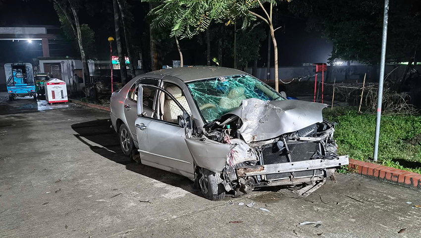 জামালপুরে গাছের সঙ্গে প্রাইভেটকারের ধাক্কা, নিহত ১