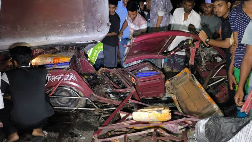 জামালপুরে বাস-অটোরিকশার সংঘর্ষে ৩ জন নিহত