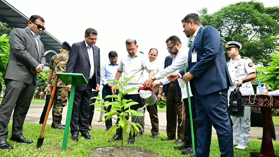 বিশ্ব বসতি দিবসে ৩ দিনব্যাপী আবাসন মেলার উদ্বোধন করলেন প্রধানমন্ত্রী 