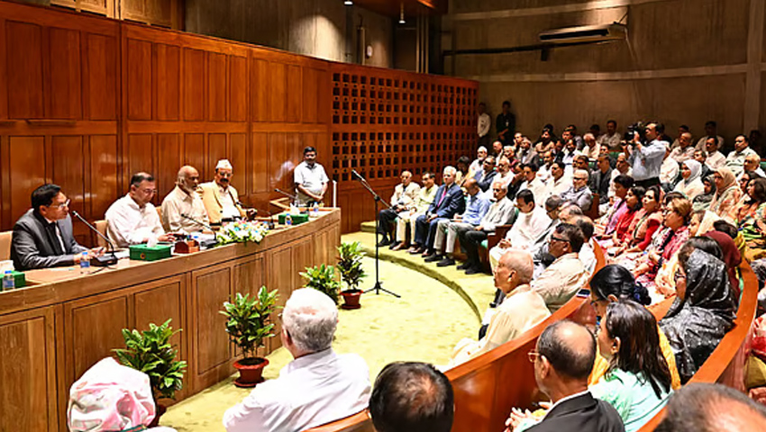 ‘স্বৈরাচার’ ও ‘গুপ্ত’রা এক হতে পারে, এমপিদের সতর্ক করলেন প্রধানমন্ত্রী তারেক রহমান