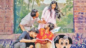 পূজার অন্যরকম সিনেমা ‘অন্যপাতা’