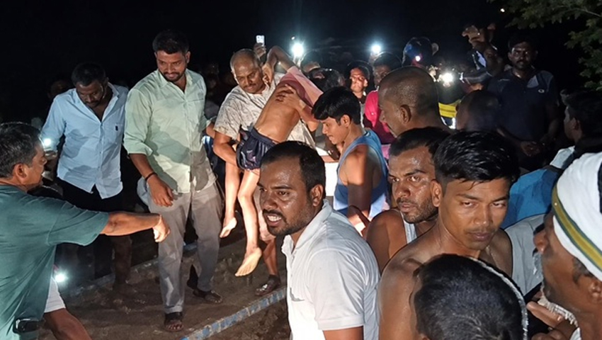বিহারে গঙ্গায় নৌকাডুবি, শিশুসহ নিহত ১৩