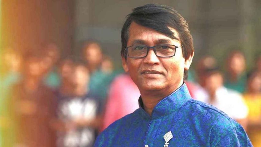 ৫০ বছরের পথচলা নিয়ে লিখছেন বই