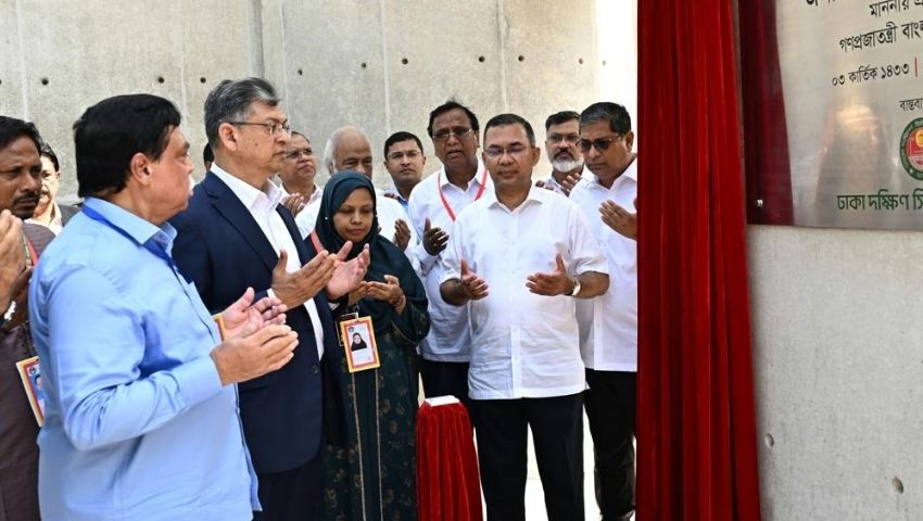 ওসমানী উদ্যানে ‘জুলাই স্মৃতিস্তম্ভ’ উদ্বোধন করলেন প্রধানমন্ত্রী