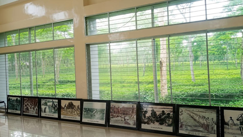 স্মৃতিসংগ্রহশালার ভেতরের দৃশ্য। ছবি : সময়ের আলো